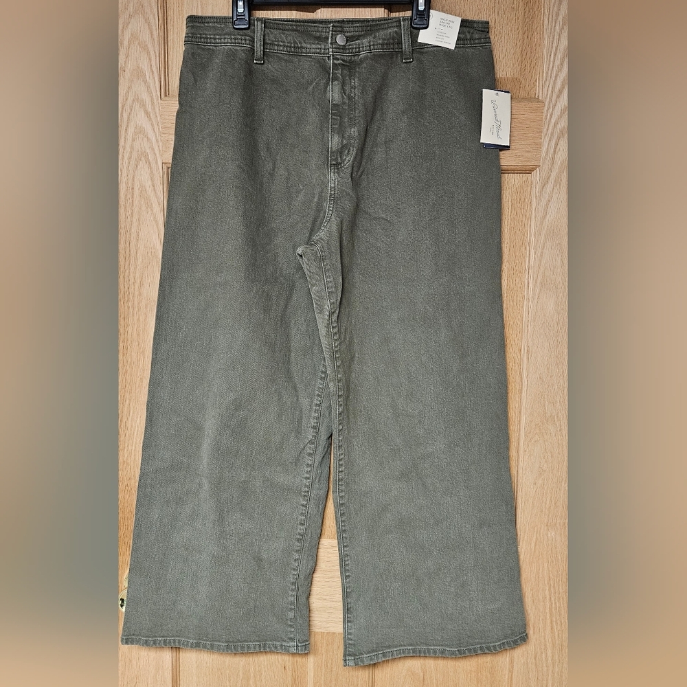 Universal Thread Size 16 High Rise Wide‎ Leg Jeans